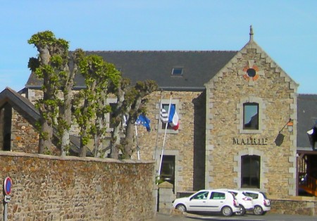 La mairie de Pommerit-Jaudy